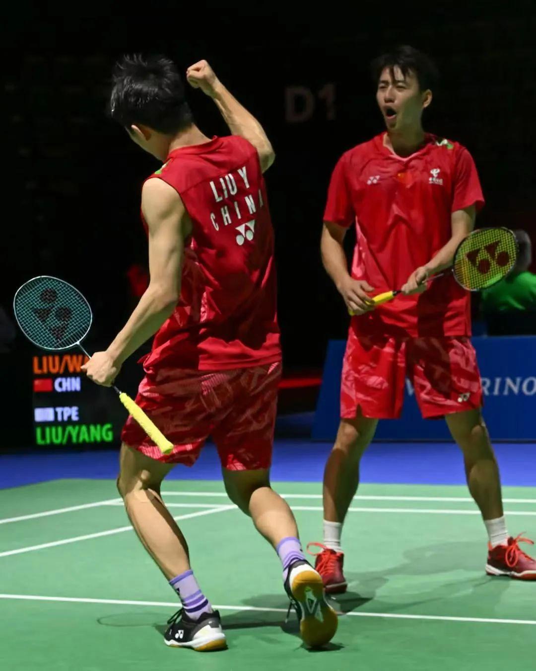 包含中国羽毛球队血洗丹麦羽毛球队，陶菲克制霸全场的词条