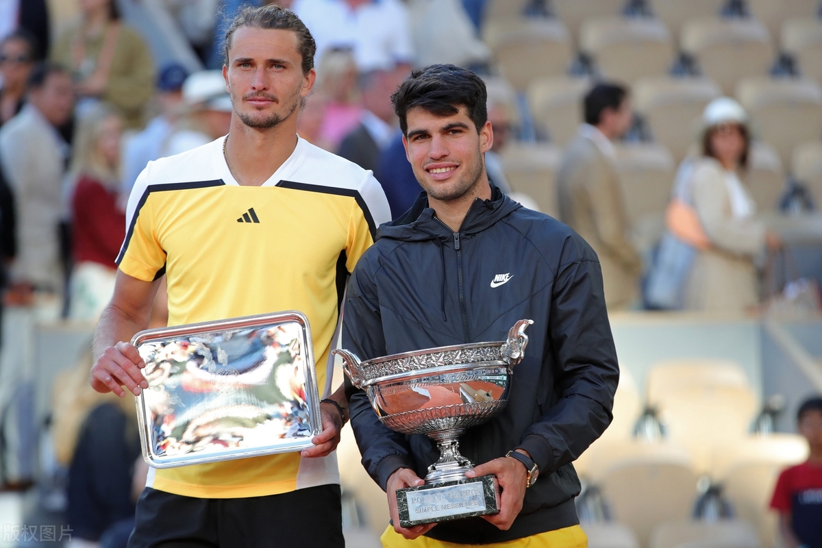 意大利网球队横扫澳大利亚网球队,兹维列夫送出助攻的简单介绍 意大利网球队横扫澳大利亚网球队,兹维列夫送出助攻的简单介绍