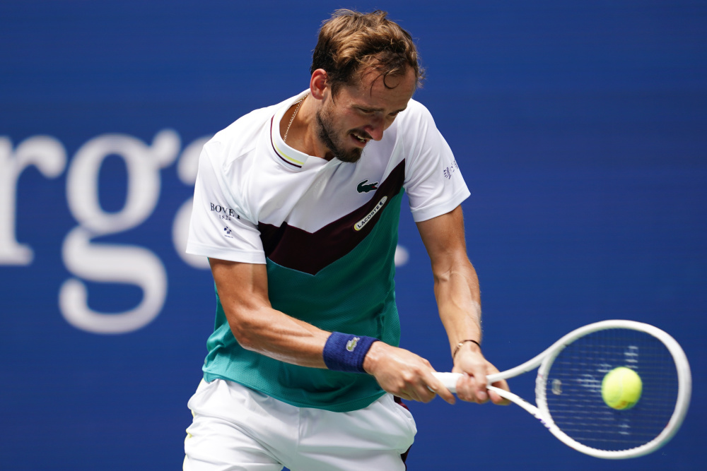 英国网球队血洗西班牙网球队,梅德韦杰夫绝境逆转的简单介绍 英国网球队血洗西班牙网球队,梅德韦杰夫绝境逆转的简单介绍