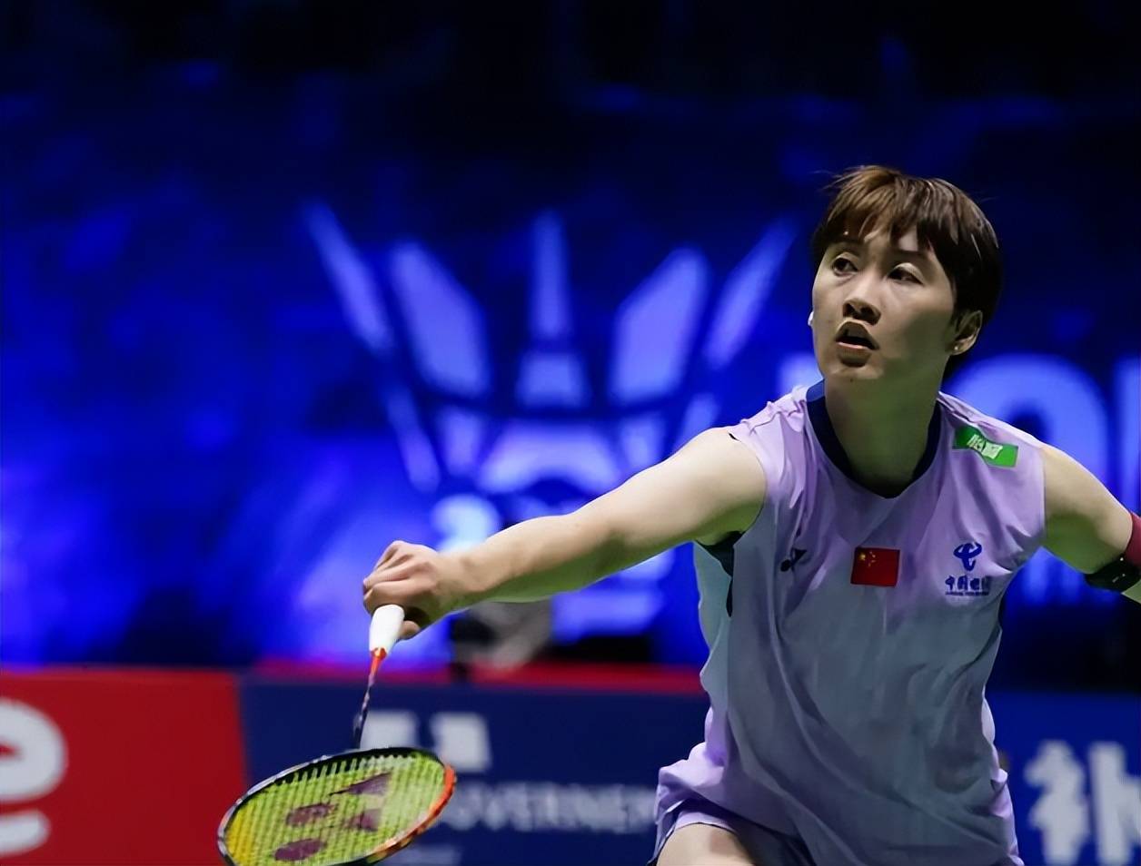包含中国羽毛球队完胜法国羽毛球队，辛杜惊艳世界的词条