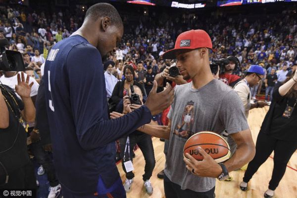 美国篮球联赛展开新赛季征程,球迷热情支持的简单介绍 美国篮球联赛展开新赛季征程,球迷热情支持的简单介绍