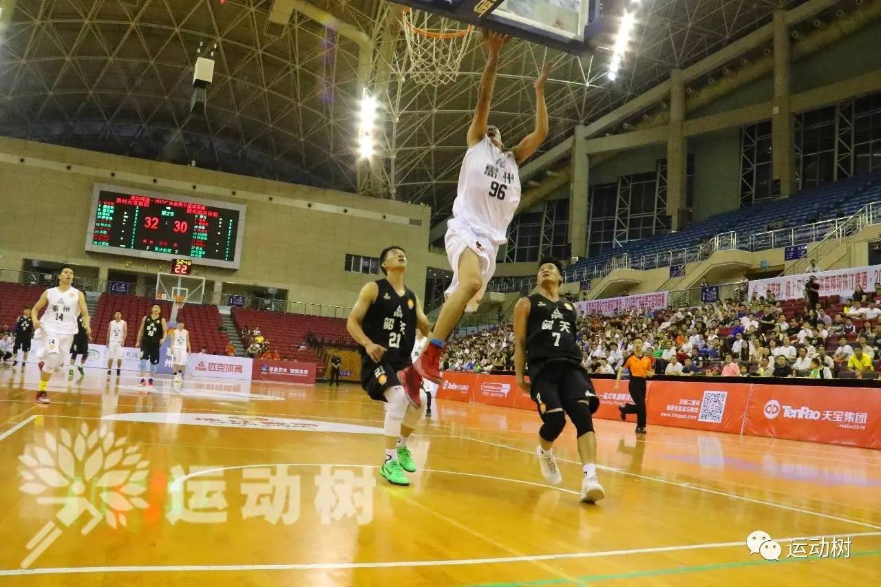 美国篮球联赛展开新赛季征程,球迷热情支持的简单介绍 美国篮球联赛展开新赛季征程,球迷热情支持的简单介绍