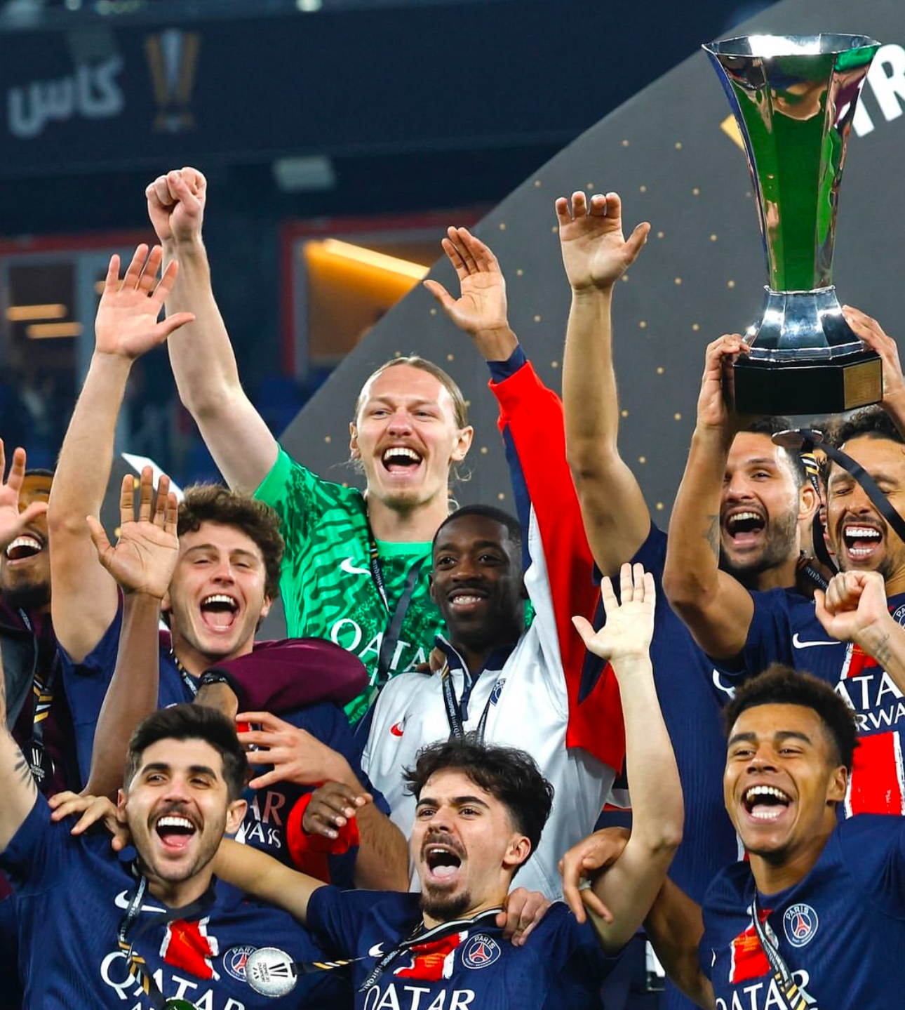 包含沃尔夫斯堡门将关键时刻出击,扑出必进球的词条 包含沃尔夫斯堡门将关键时刻出击,扑出必进球的词条