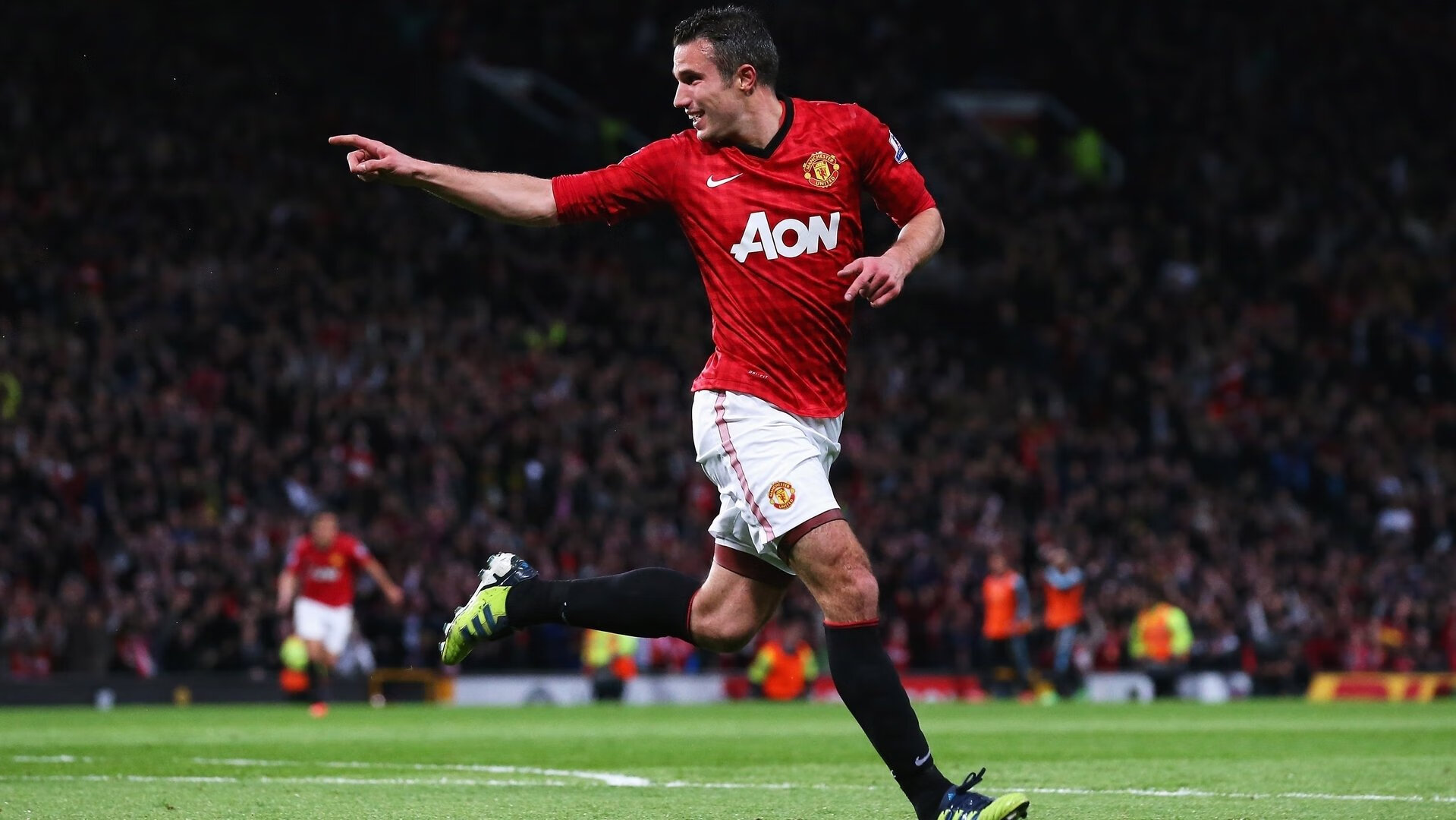 跨界速胜，当广东队战术点燃F1赛道，爱德华兹接管的艺术